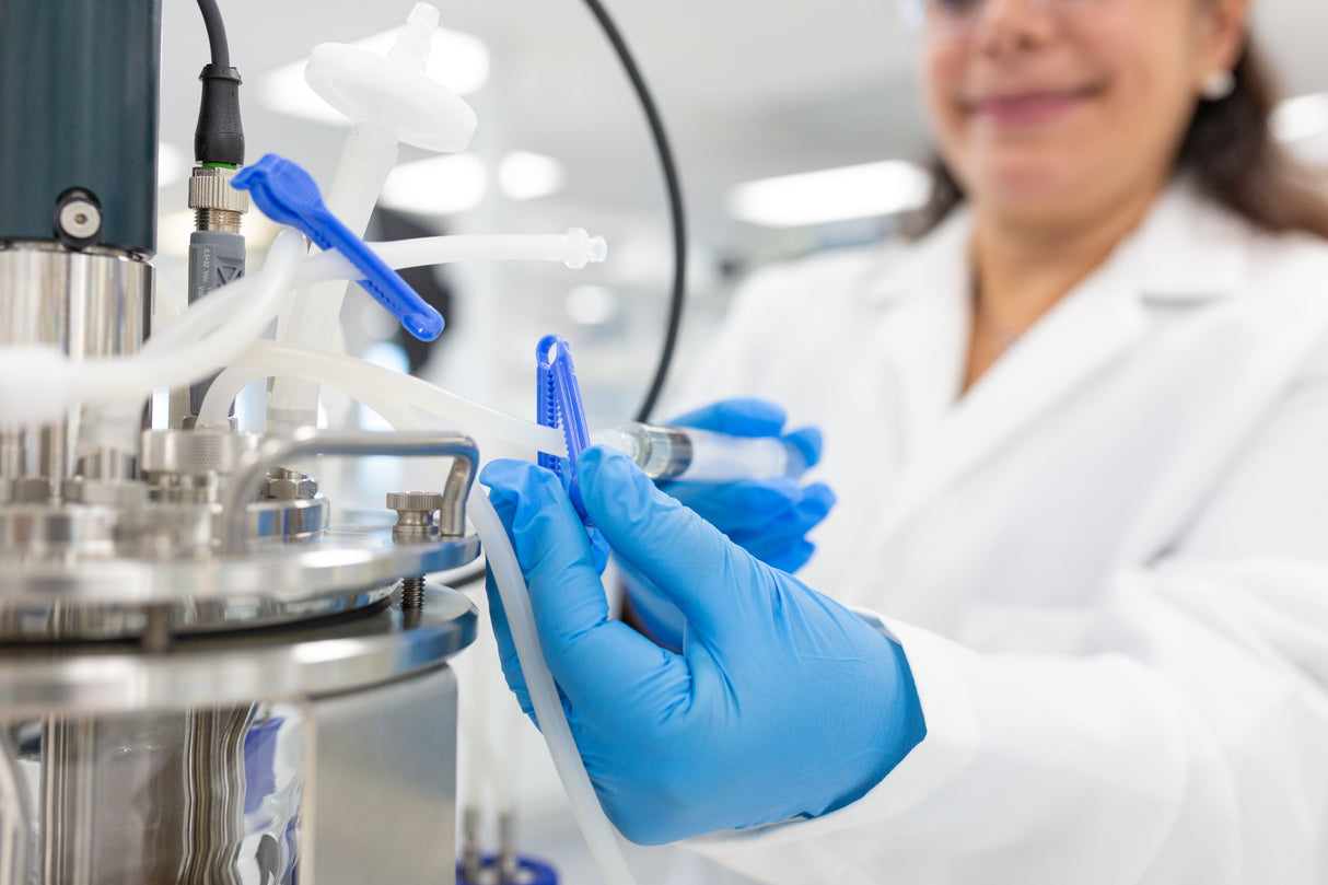 <tc>n!Biomachines</tc> AUXO V® ベンチトップバイオリアクター